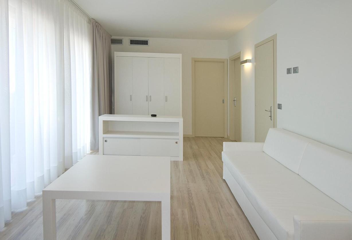 Hotel Vienna Lido di Jesolo Exterior foto